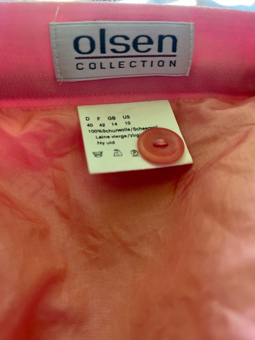 Розова  елегантна поличка