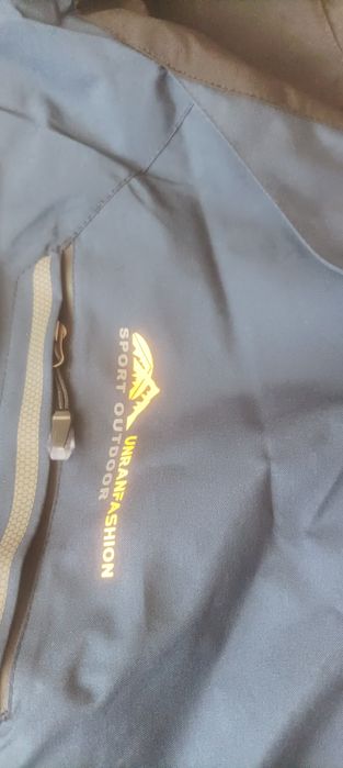 Продавам мъжко зимно яке закупено от Али експрес