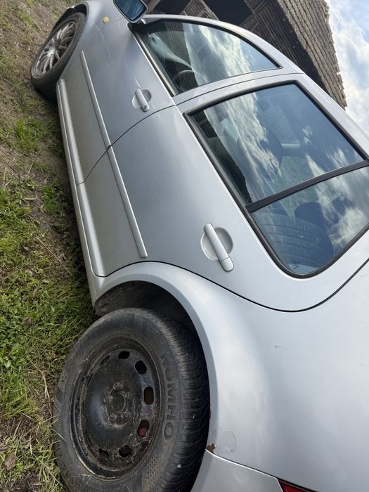 VW Golf 4 1.9tdi 110 - на части