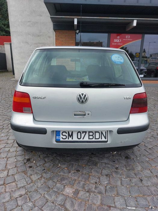 VOLKSWAGEN Golf 2000 — imagine 2