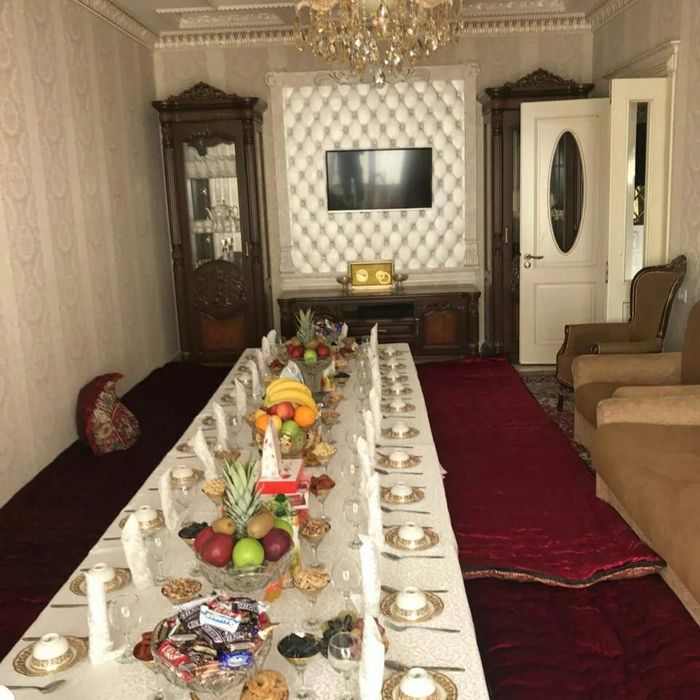 Той ва маросимлар учун стол стул пасуда зонтик Самавор аренда