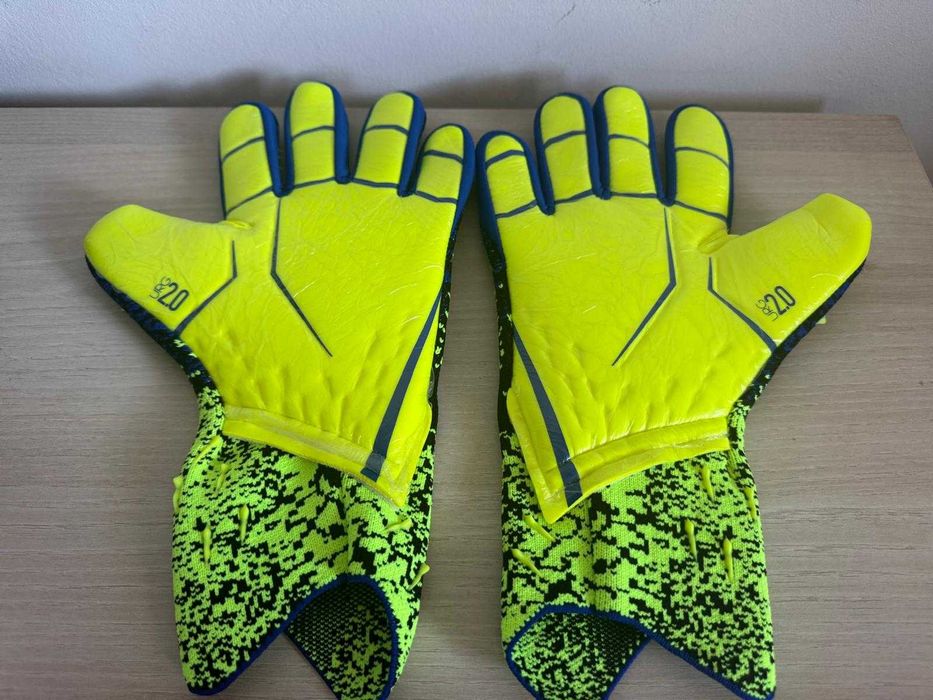 Mănuși Portar Grip 2.0 Noi – Palmă Latex cu Folie de Protecție