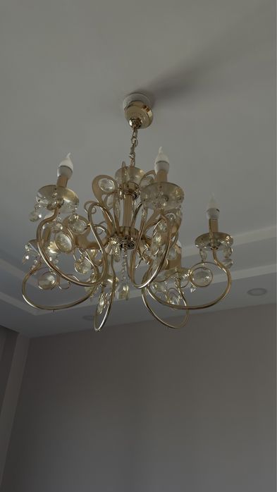 Люстра 6 рожковая: 5 000 тг. - Светильники Алматы на Olx