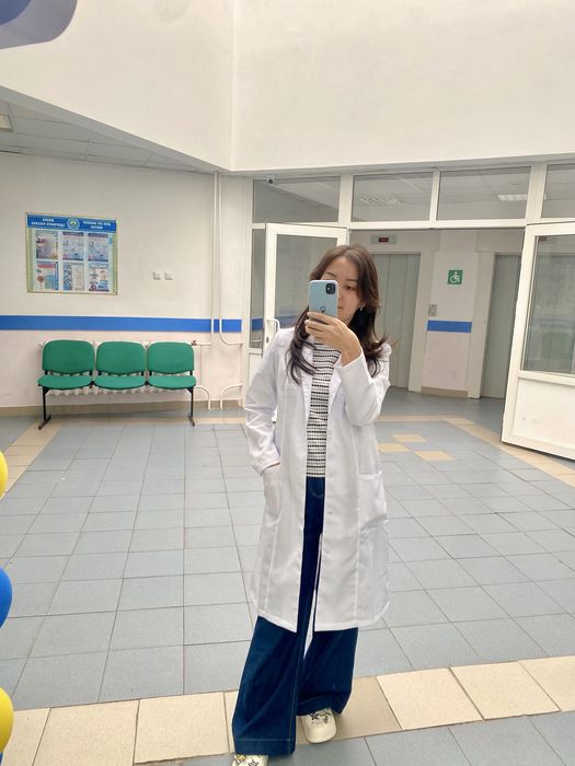 женский медицинский халат