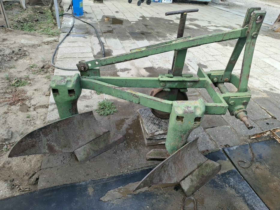 Плуг за трактор  2×30