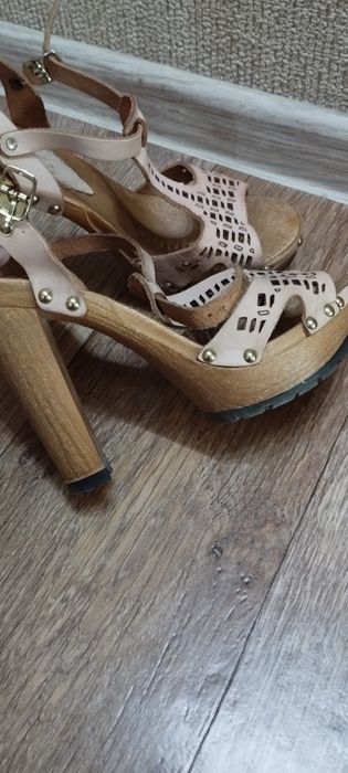 Босоножки 37 размера