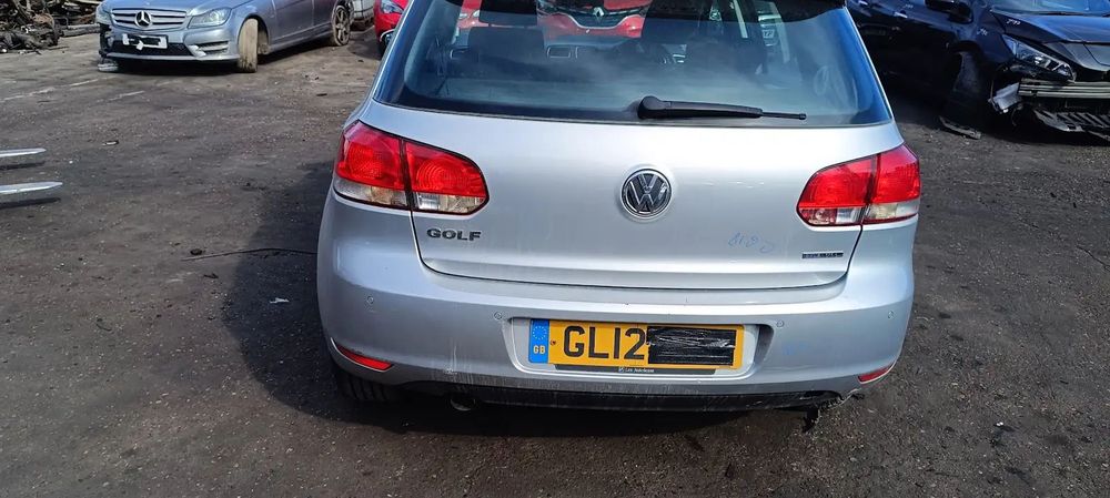Dezmembrari / Dezmembrez VW Golf 6 (5K1) [Fabr 2009-2013] 1.6 TDI CAYC cutie viteze automata cod culoare LA7W