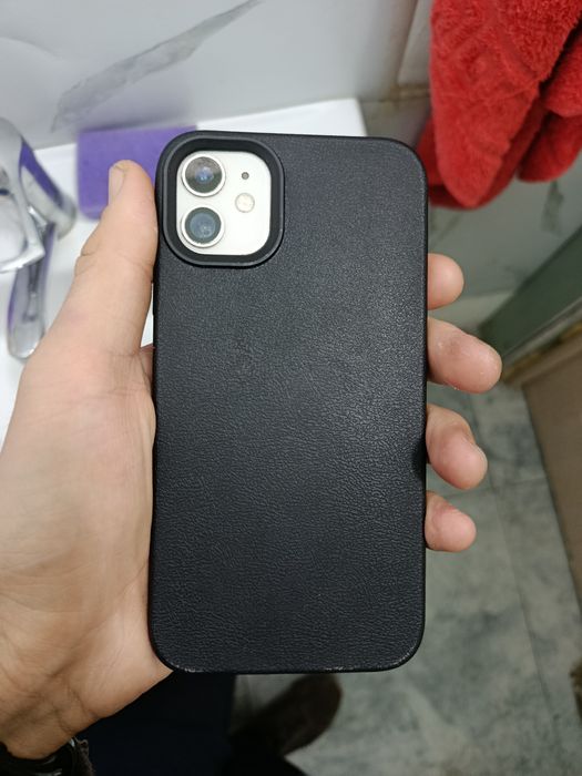 Продам Айфон 11 128 гб