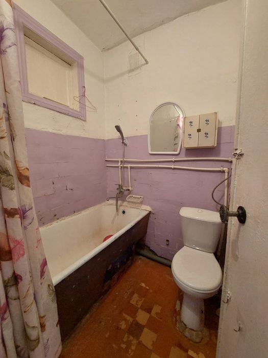 Срочно!Продам 1 комн кв район Маг.Дошкольник ТОРГ.