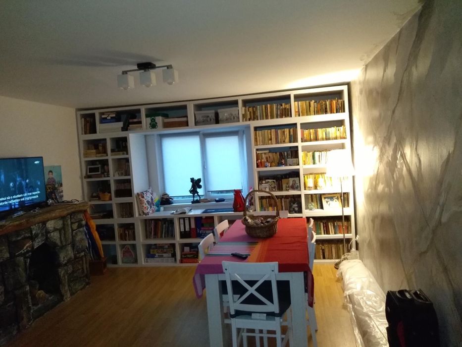 Casa de vanzare doua corpuri de cladire