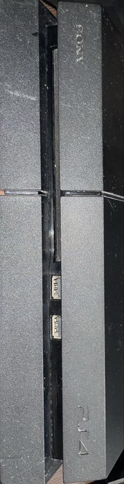 Продам PS4 Fat 800 GB (не прошита)