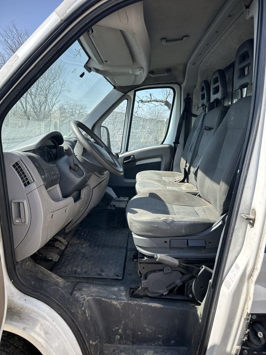 Vand peugeot boxer 2.2 cdi 2007 pe distribuite lanț