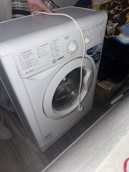 Indesit IWUB 4105
