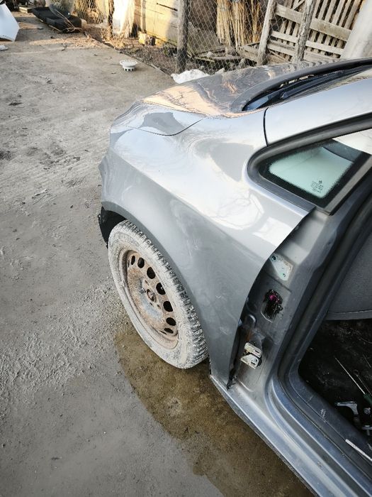 Aripa stanga golf 5plus