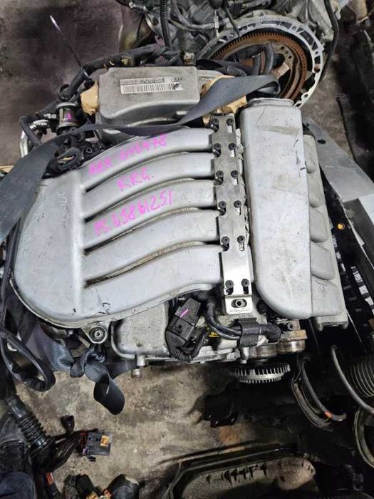 Двигатель Volkswagen Passat AZX