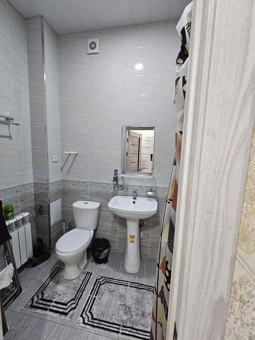 Суточная квартира в центре города Ферганы.  Обязательно ЗАГС.