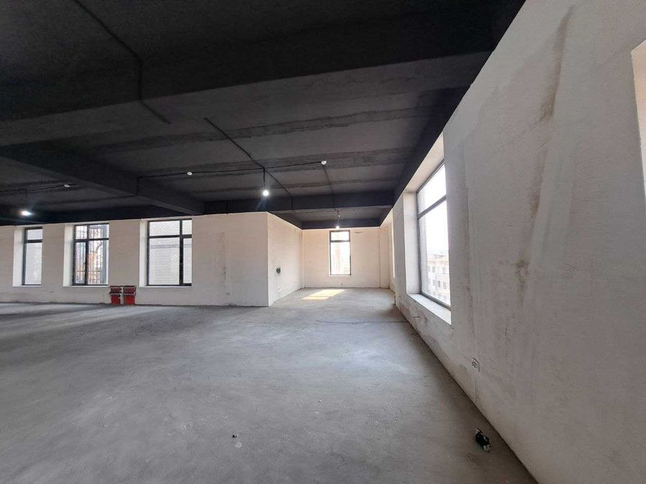 Здание 1340 м² в Чиланзаре — готовый бизнес-объект Чулпон-Ота