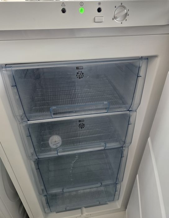 Фризер ELECTROLUX