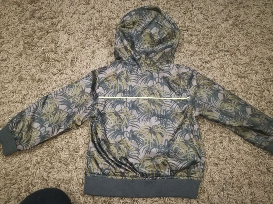 Vând geaca de copii