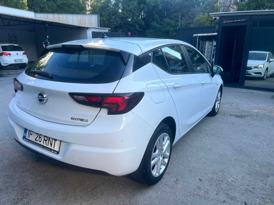 Opel Astra K 2019