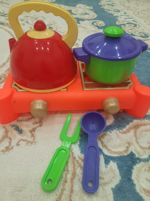 Игрушка. кухонная плита