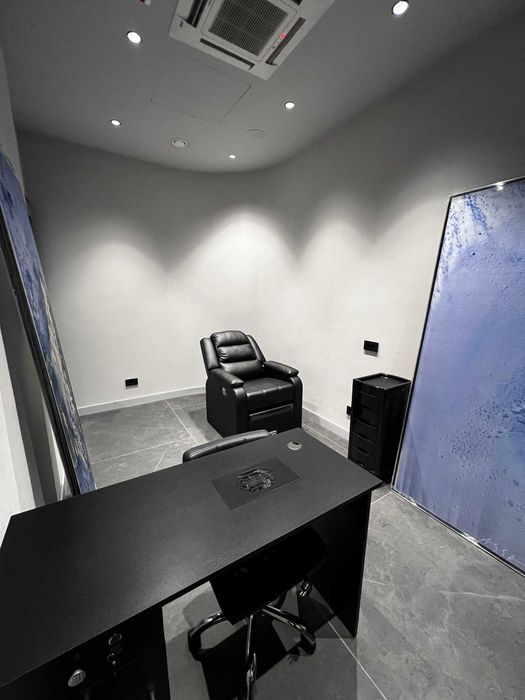 Обзаведено помещение за маникюр и педикюр под наем