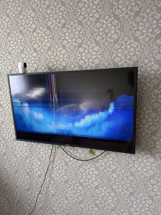 Телевизор samsung