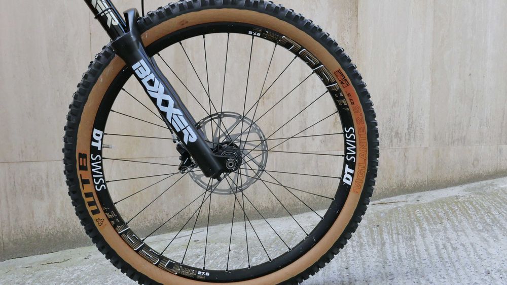 GT Fury Fitz DH 27.5 Boxxer 200 ход, SRAM GX, DT Swiss