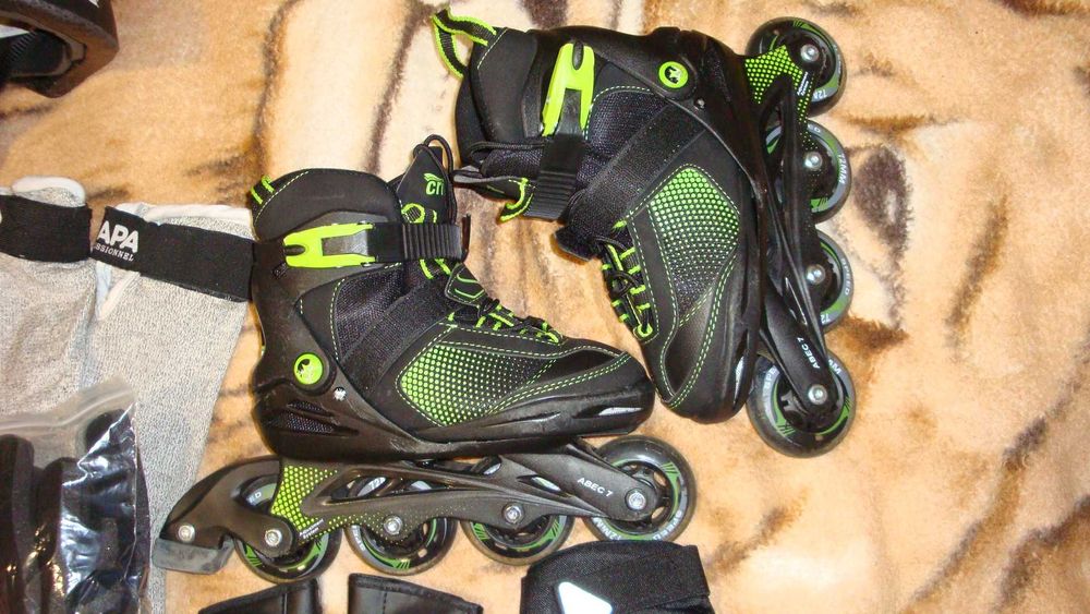 Role 29-33+cască+cotiere și genunchiere