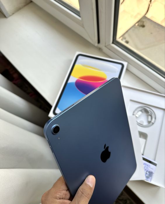 iPad 10 Blue 64GB WiFi +Чехол