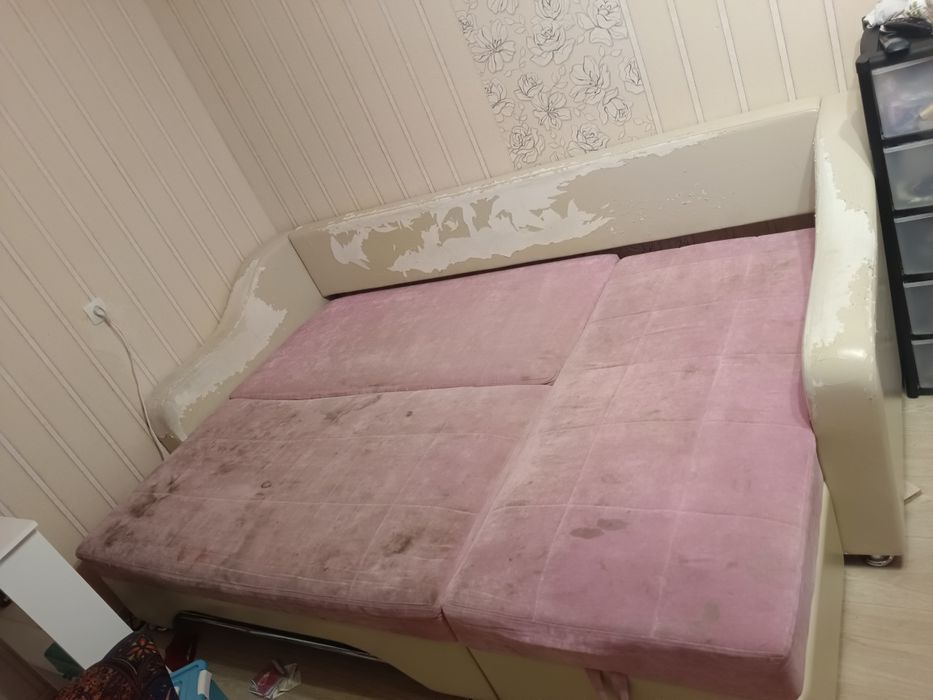 Продам диван и кресло