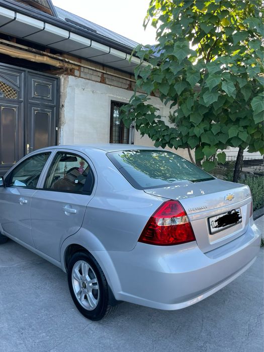 Продается своя машина Chevrolet Nexia 3 silver