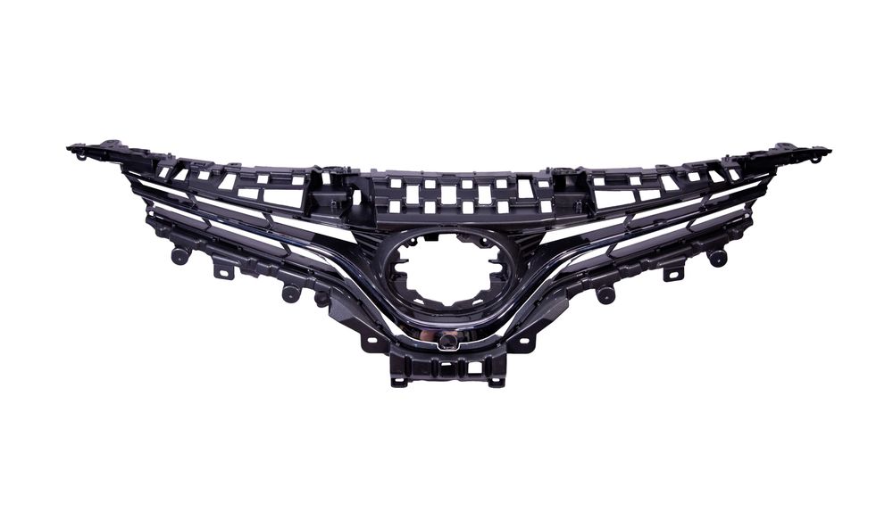 Решетка радиатора (под камеру) Camry 17-