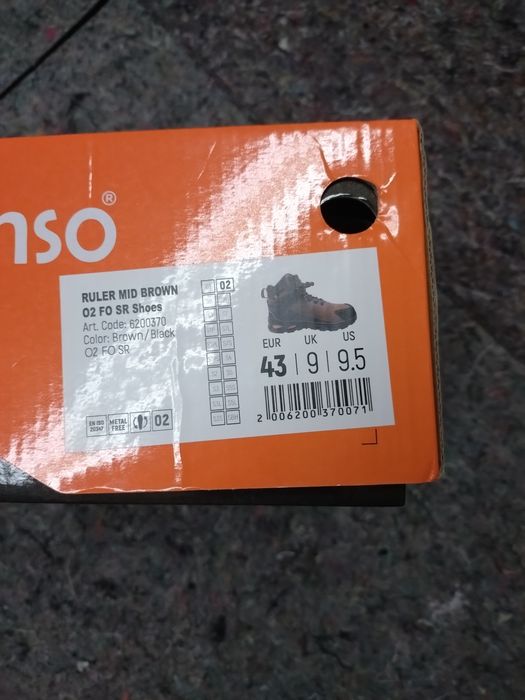 Работни високи обувки без бомбе