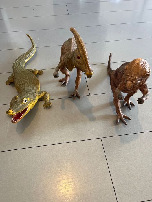 Jucării Dinozauri + crocodil, dimensiuni mari