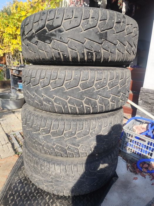 Продам Шины 265/65 r17