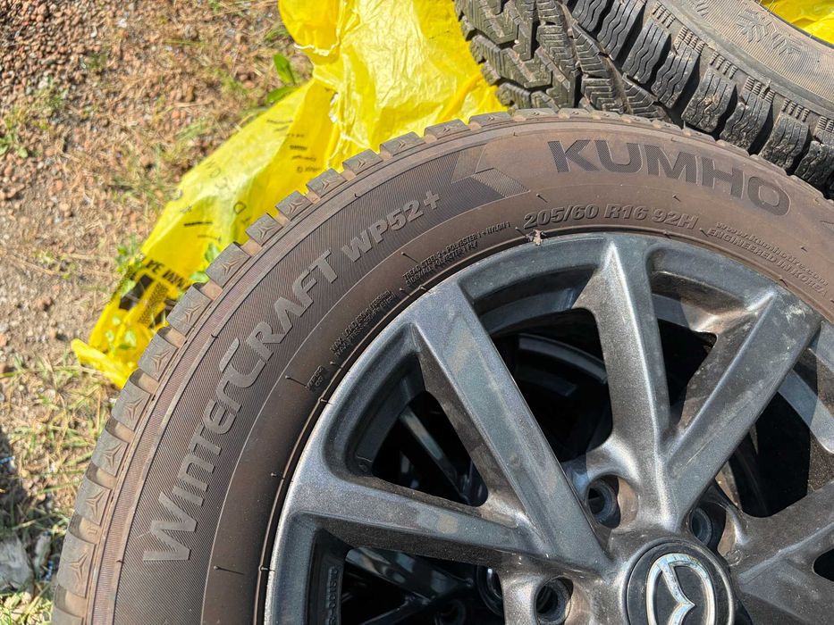 оригинални джанти за Мазда 3 с гуми KUMHO WinterCraft dot 2225 205/60 R16