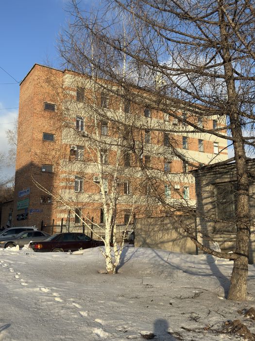 Продам здание 5 этажей.