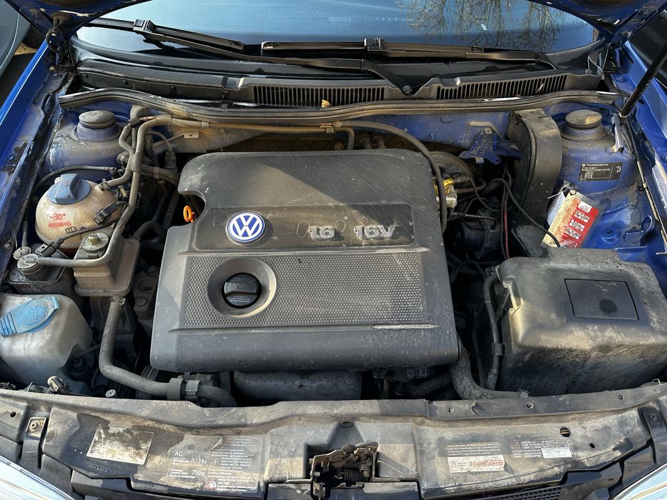 VW Golf 4 1.6 Benzina