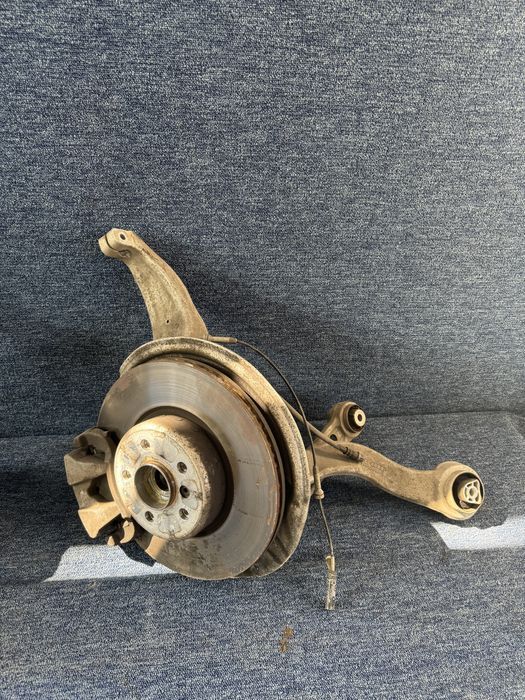 BMW G30 G31 G11 G12 XDrive Fuzeta fata dreapta stanga