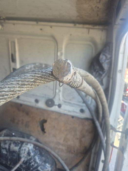 Стоманено въже дебело