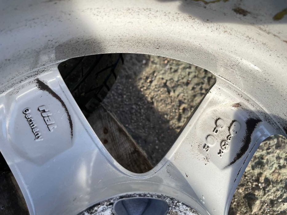 16 джанти 5х112 Audi Seat Volkswagen Skoda 7J et 35 RIAL на части
