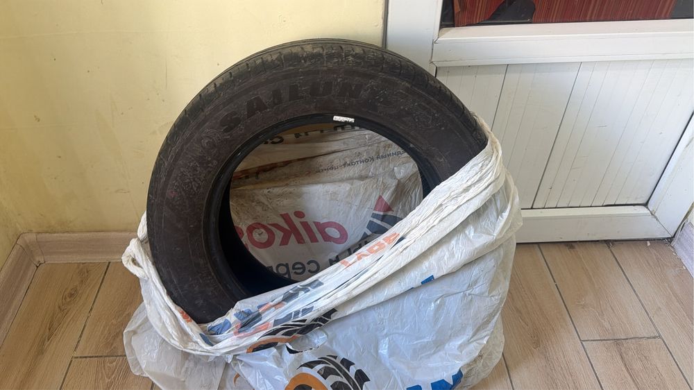 Продам шины 215/60/16