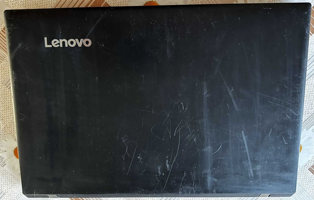 Продавам лаптоп LENOVO V 510-15IKB
