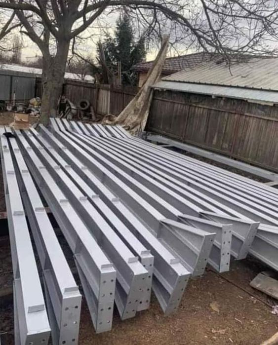 Vand structura metalica din stoc