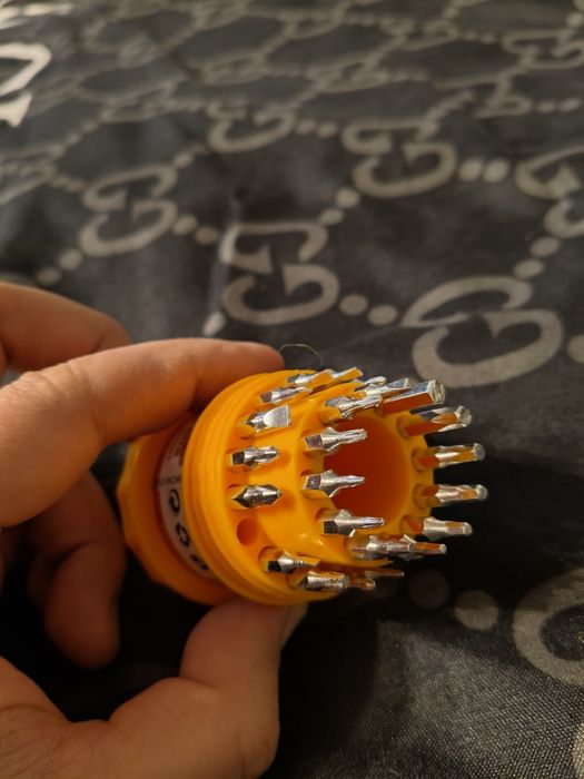 Отвёртка с мини насадками, набор