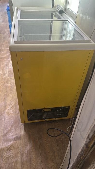Продам морозильник срочно