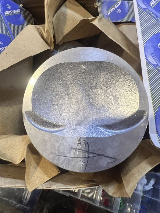 Поршня 76,0 2108