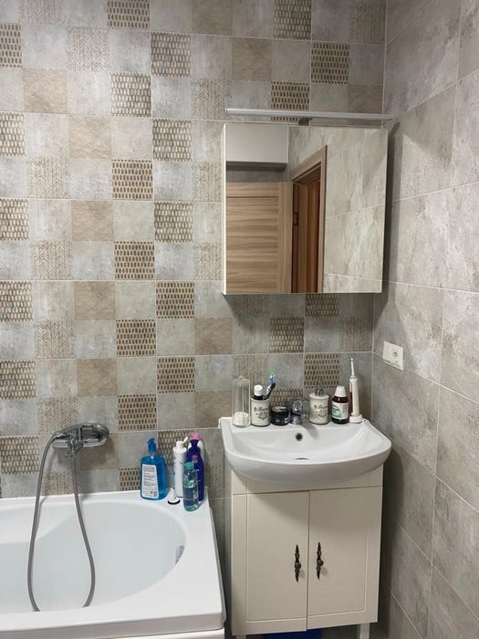 De vanzare apar LuX bistrita isu compet mobilat