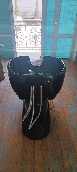 Holati yangi  kireslo